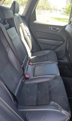 Volvo XC 60 cena 136000 przebieg: 99000, rok produkcji 2019 z Warszawa małe 301